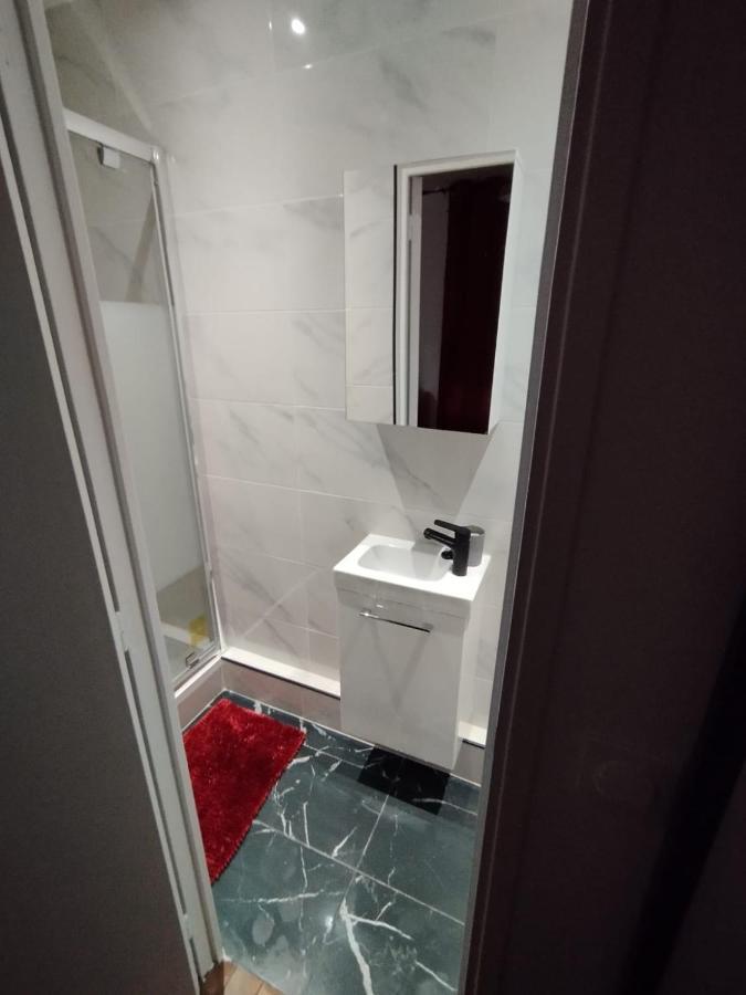 Chambre Proche De Stade De France بيارفيت-سور-سين المظهر الخارجي الصورة
